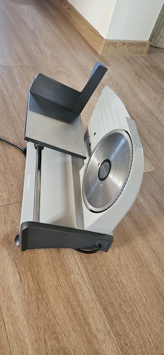 Krajalnica Sencor SFS 4050SS 150W