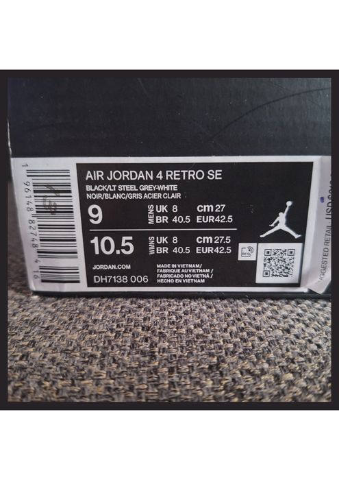 Air Jordan 4 Retro