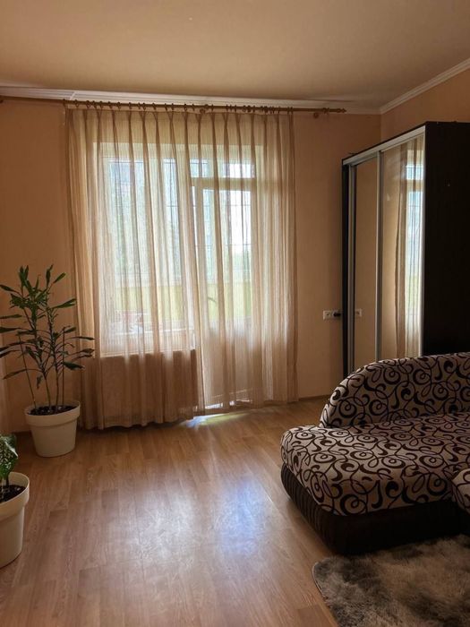 Уютная однушка с балконом в ЖМ Радужный