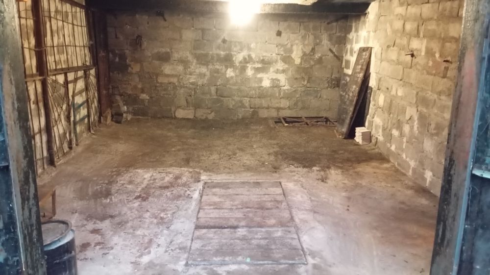 Сдам гараж ОГРОМНЫЙ на 12 Квартале