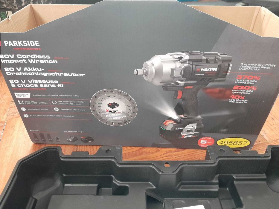 Chave de impacto Parkside performance 20V  mais bateria e carregador