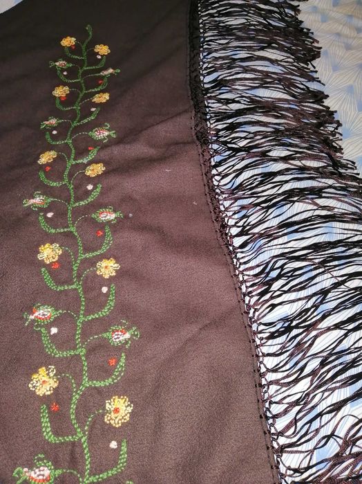 Chusta ręcznie robiona