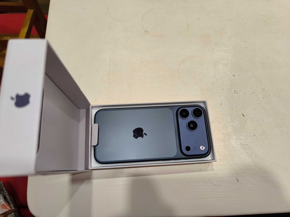 Iphone 17 pro max,Азiйська версiя.ДвI ciм.Коробка,зарядка.1v1,кабель.