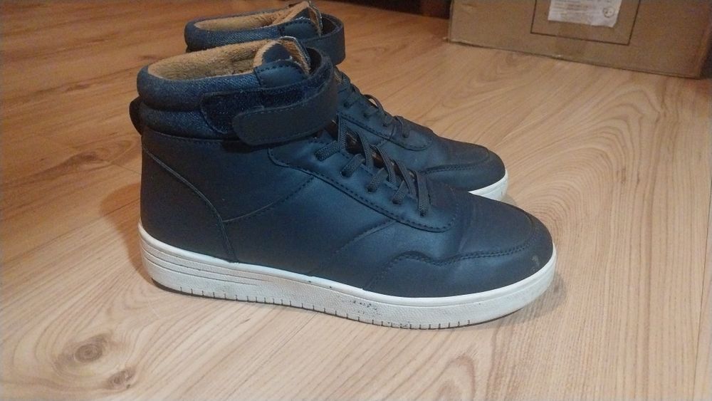 Buty sportowe sneakersy ocieplane chłopięce  rozm.38
