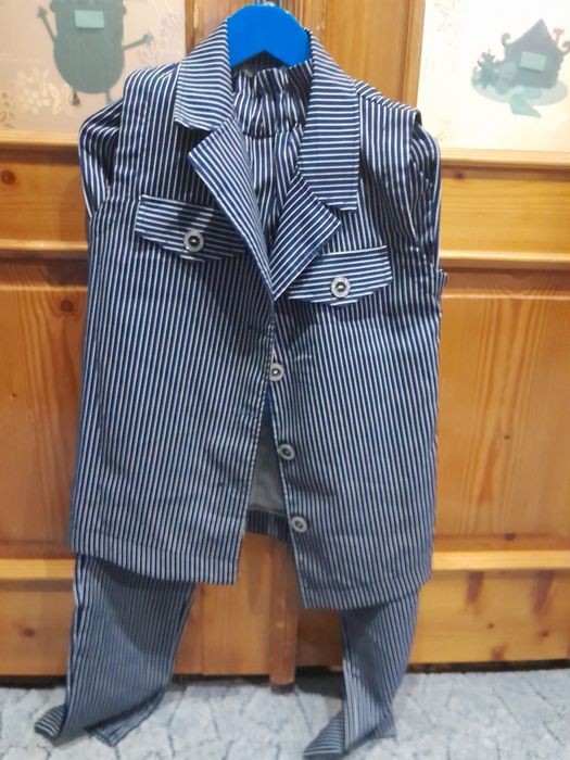 Літній костюм для дівчинки