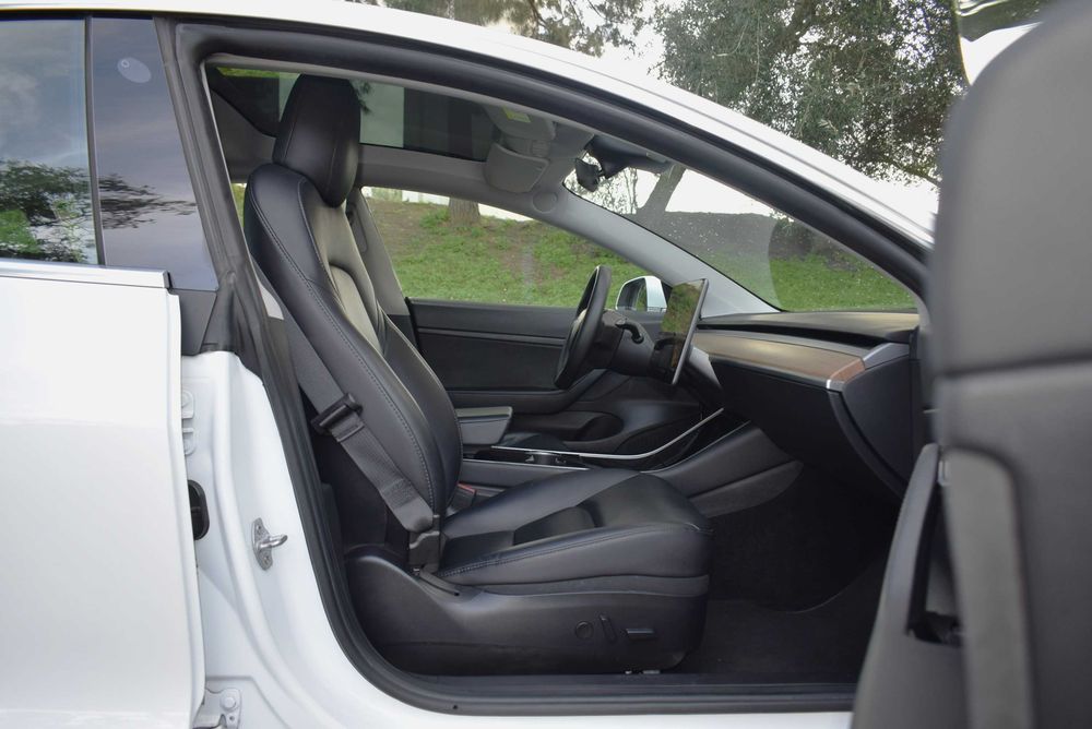 Desde 272€ Mês # 2020/09 # Tesla Model 3 Standard Range Plus RWD 283cv