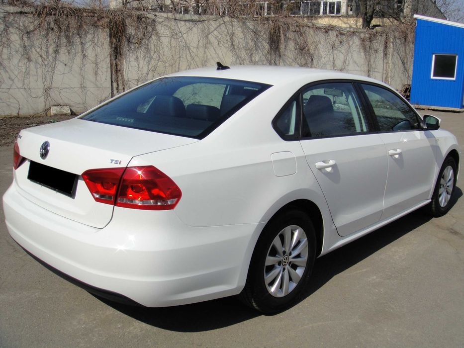 Аренда авто гібрид автомат 4500 Пассат Джета оренда Fusion Prius