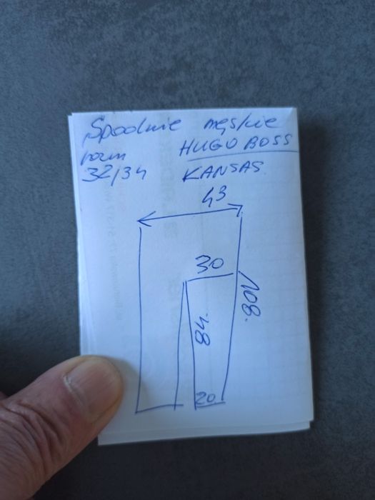 Spodnie męskie rozmiar 32/34 Boss