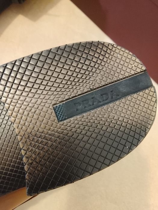 Prada oryginalne luxury skórzane eleganckie buty męskie