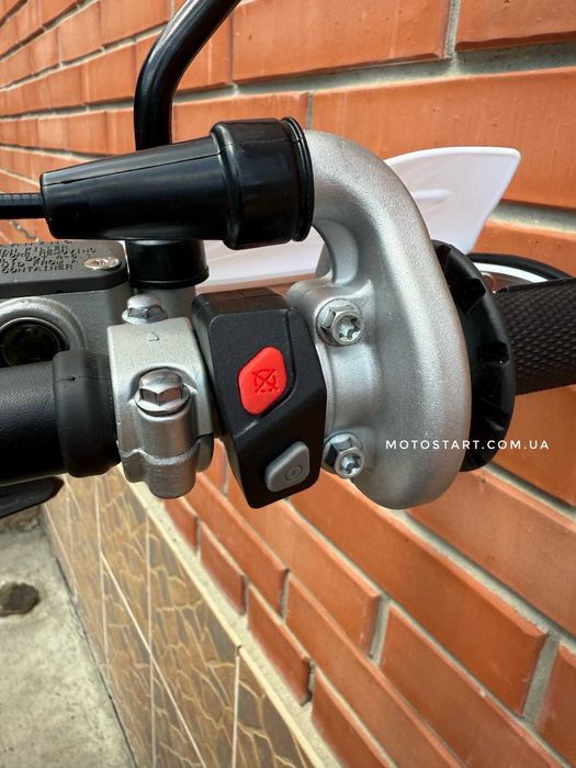 Мотоцикл Geon Dakar GNX K23 250 YGK інжектор ендуро, 41 к.с.