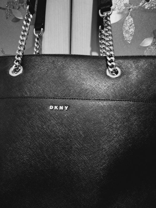 Torebka DKNY skórzana