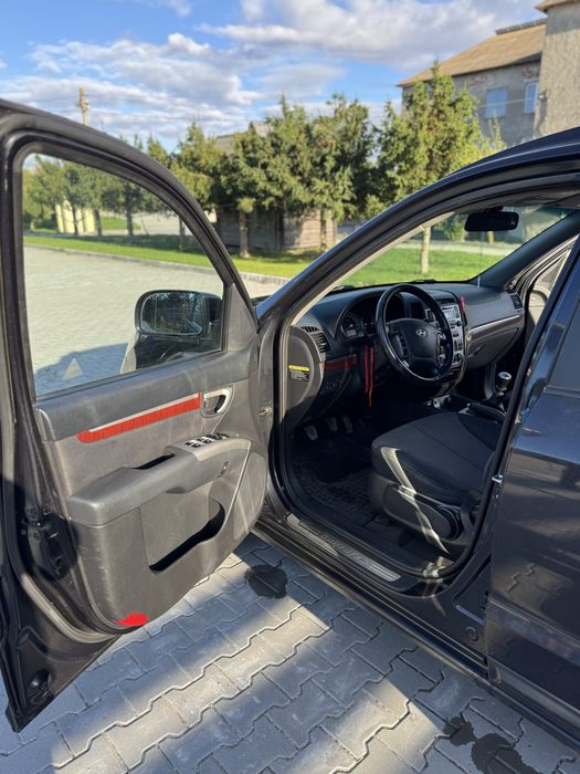 Продам Hyundai Santa FE 2007