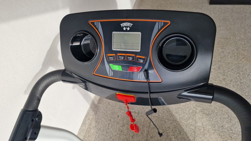 Passadeira De Corrida POWERFIT Motion elétrica como nova