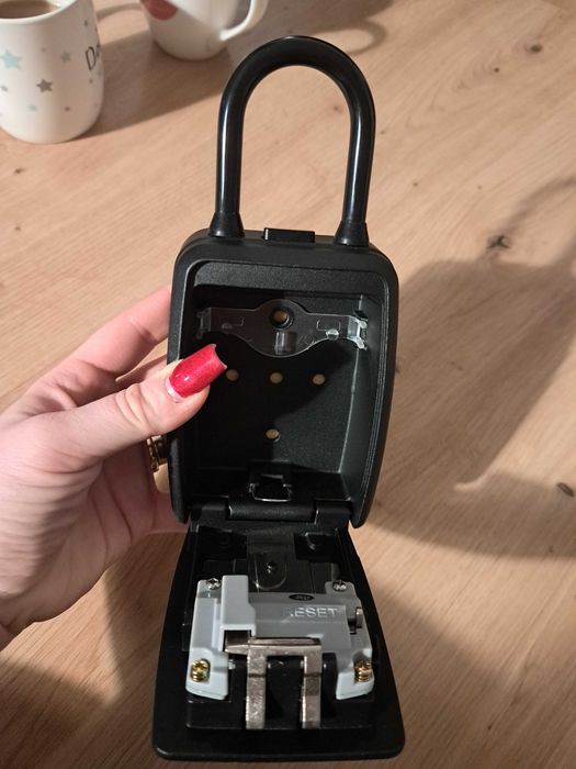 Sejf na klucze/ skrytka