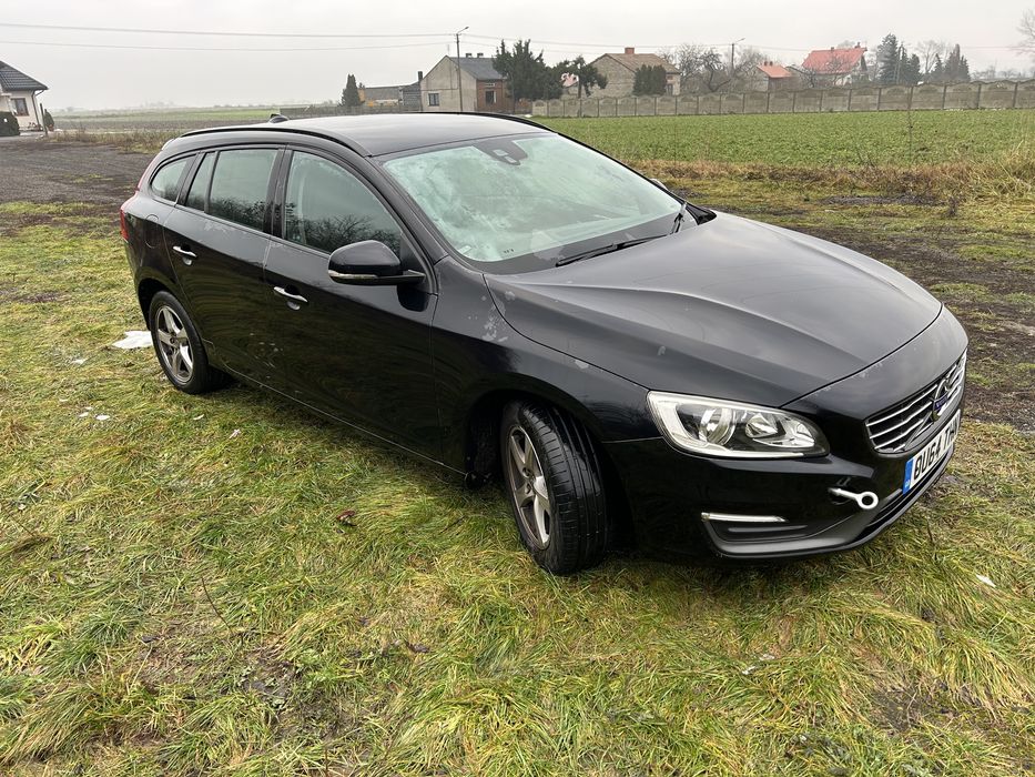 Volvo V60 D4 Anglik