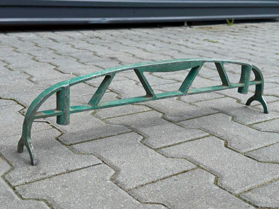 A332. Ustawiacz noży w grubościówce 630 mm