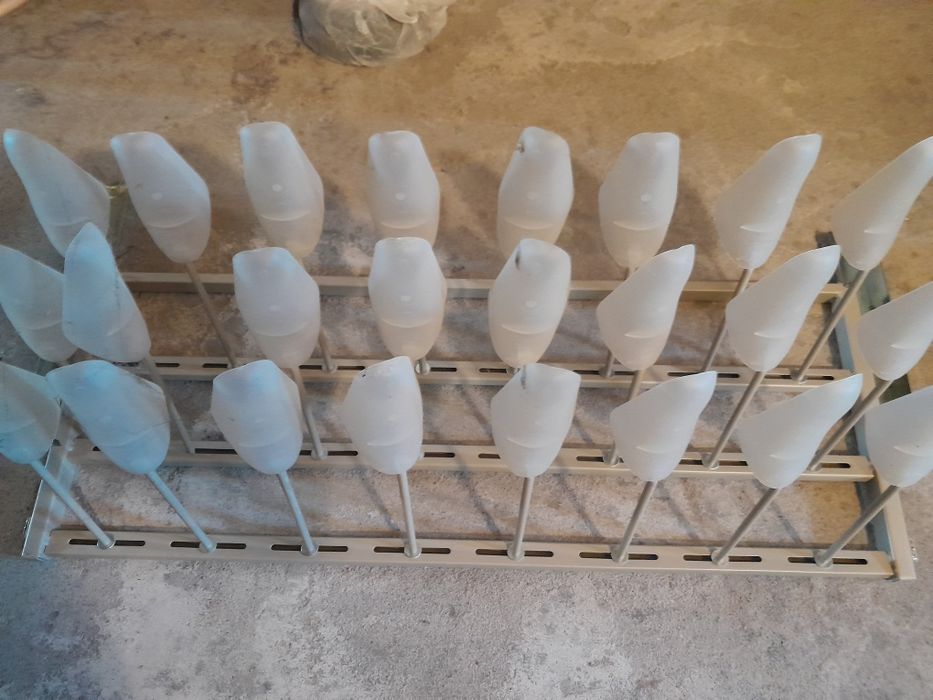 Stojaki na buty do szafy