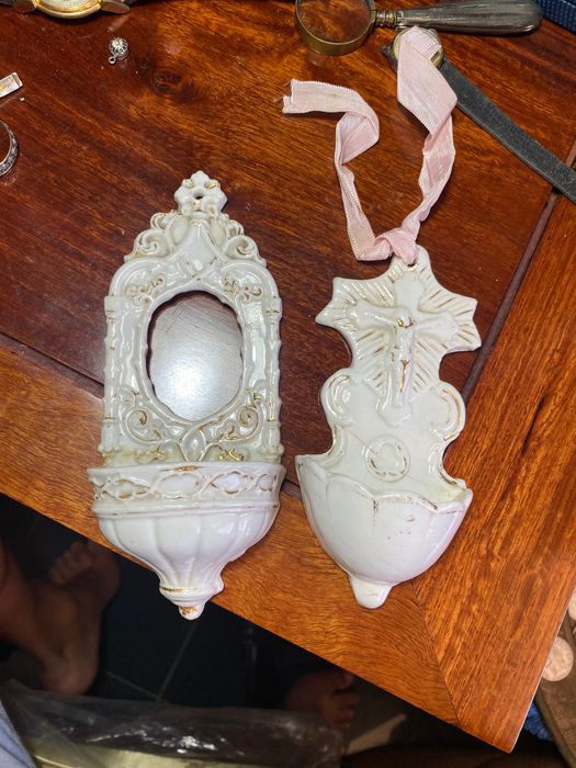 Pia de Água benta Porcelana VA Séc XIX 15,5 cm