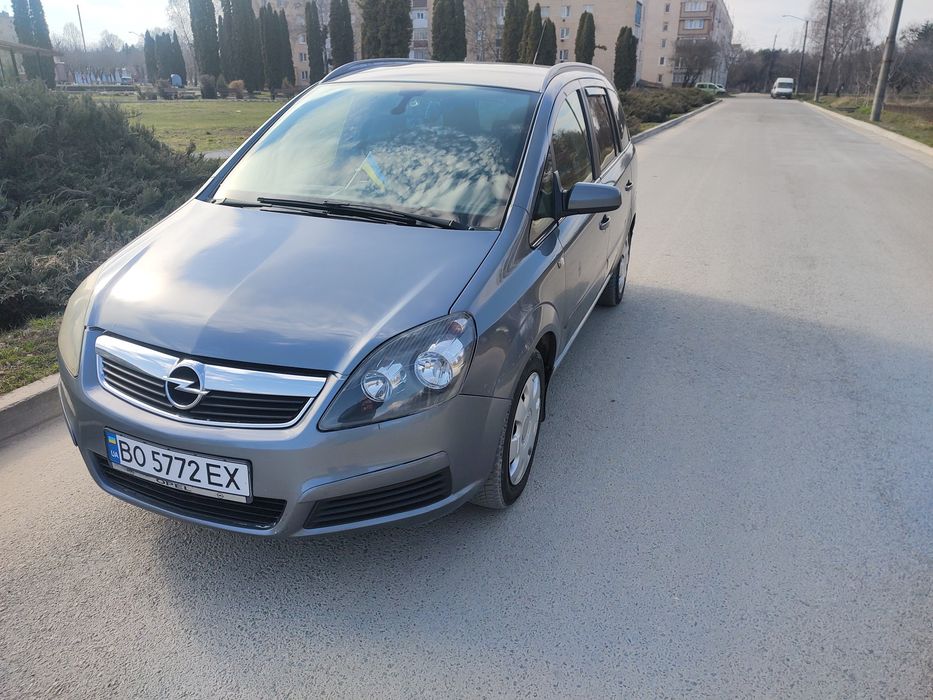 Opel Zafira b 1.9ctdi 2005 рік