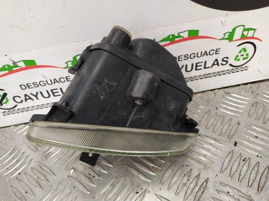FAROL NEVOEIRO DIREITO FORD MONDEO I SEDAN 1995 -96FG15233AA