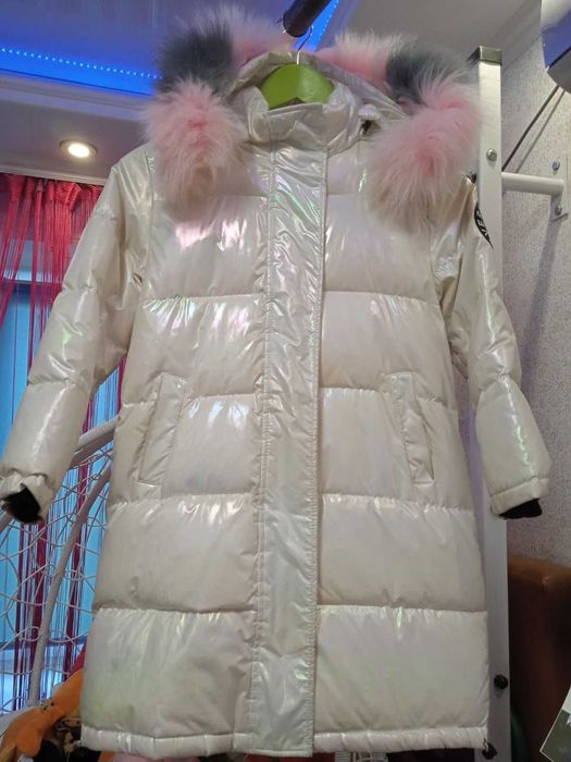 Зимний пуховик на девочку