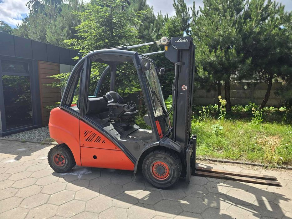 Linde H30T-01 Maszt 3,30 m rok 2010