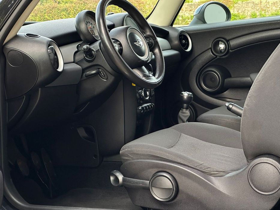 MINI 3 Portas One D