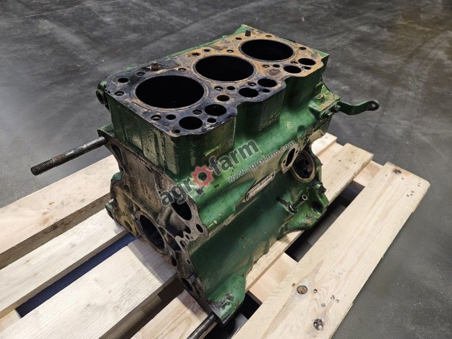 Blok silnika John Deere 1550, 1650, 1750