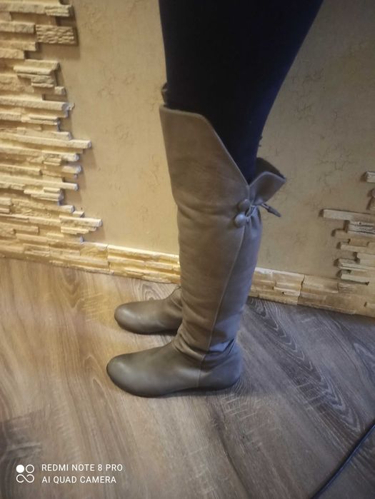 Шкіряні ботфорди