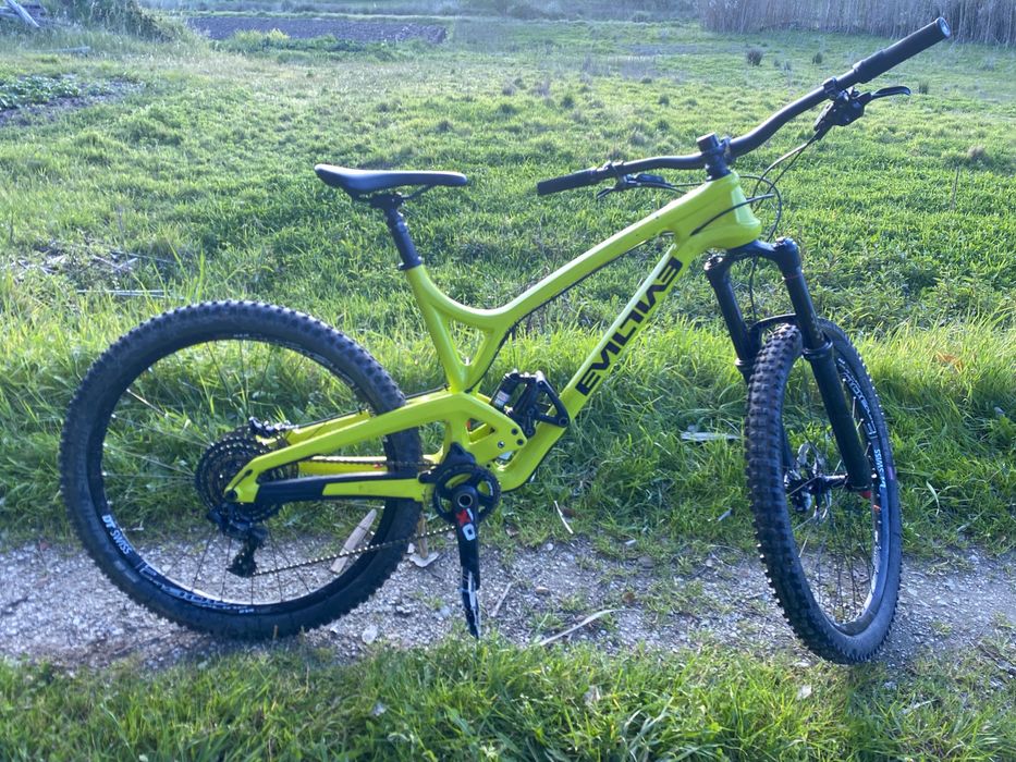 Bicicleta Evil - Enduro