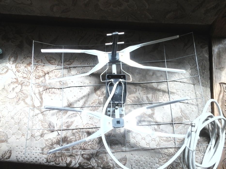 Продам телевизор