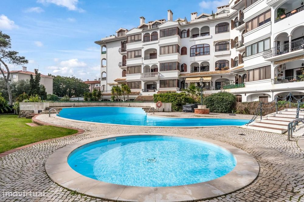 Penthouse T4 com piscina, Junqueiro Carcavelos, Cascais