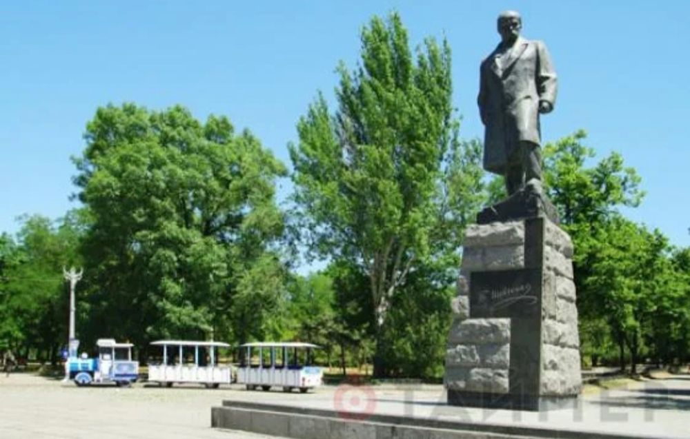 2 кімнатна квартираПарк ШевченкоКімнати роздільні.Цегляний будинокГАЗ.