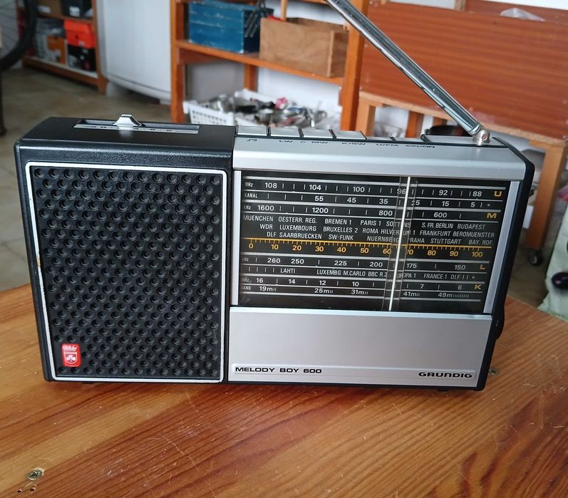Rádio Grundig Melody Boy 600