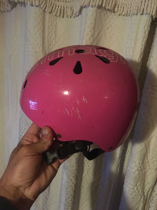 capacete de criança bicicleta