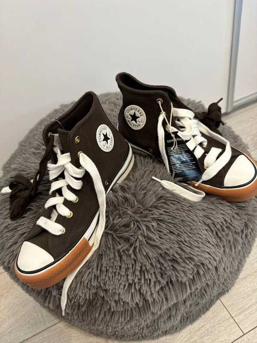Nowe wysokie trampki Converse r.38