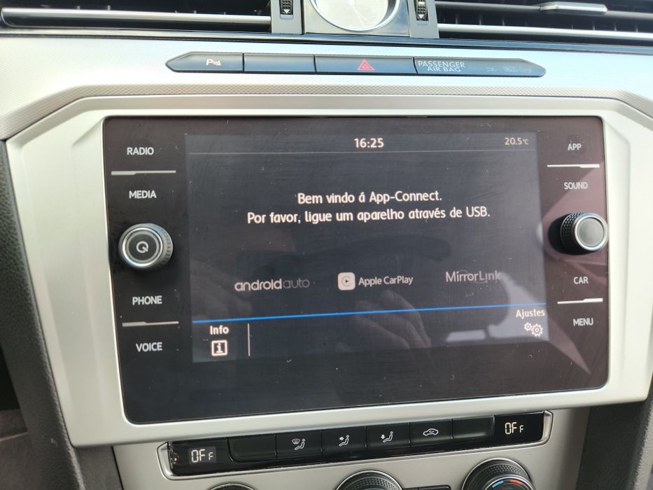 VW Passat Variant 2.0 TDI Nacional  157 MIL KMS