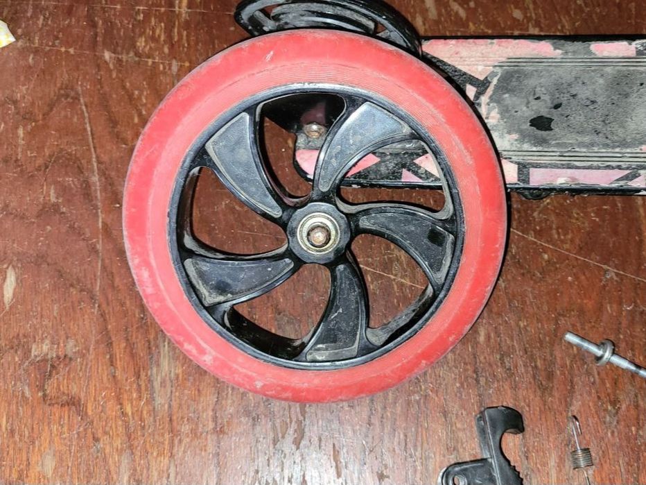 Двухколесный складной алюминиевый городской трюковой самокат