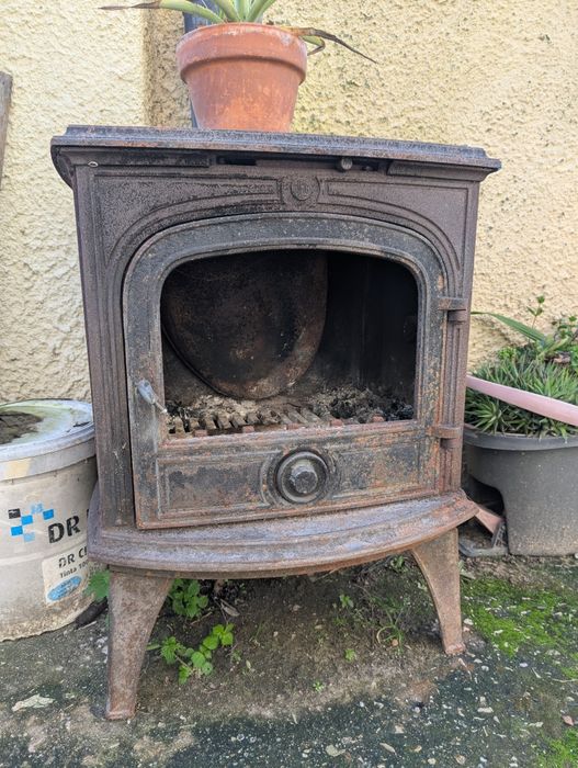 Salamandra ferro fundido