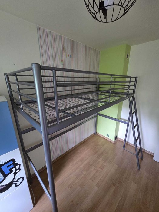 Łóżko na antresoli Ikea Svarta