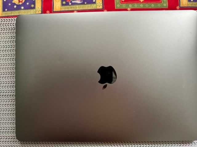 Macbook Air A2179 i3/8GB/256GB Gwiezdna szarość