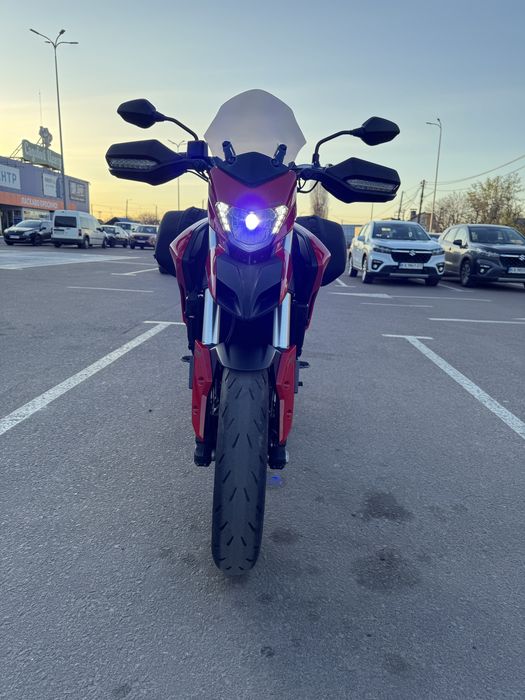 Ducati Hypermotard Hyperstrada 939