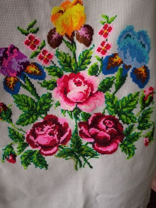 Вышитый свадебный рушник