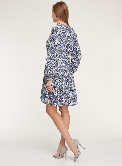 Нова сукня жіночаи