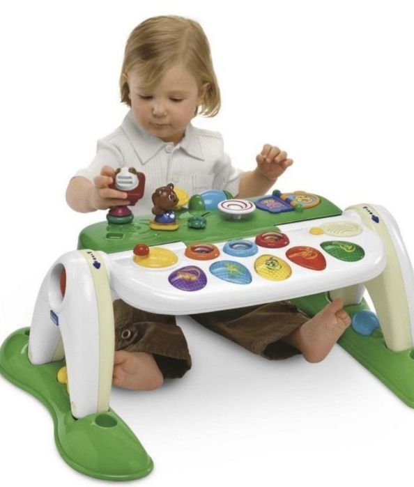 Продам розвиваючий центр/бізі борд Chicco