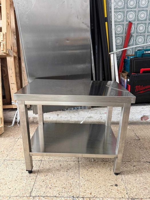 Mobiliário diverso em inox - USADO