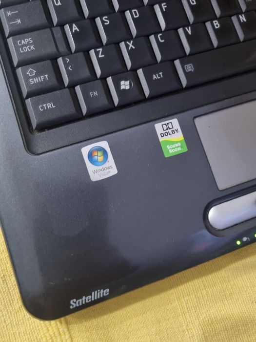 Toshiba Computador para Peças modelo nas fotos