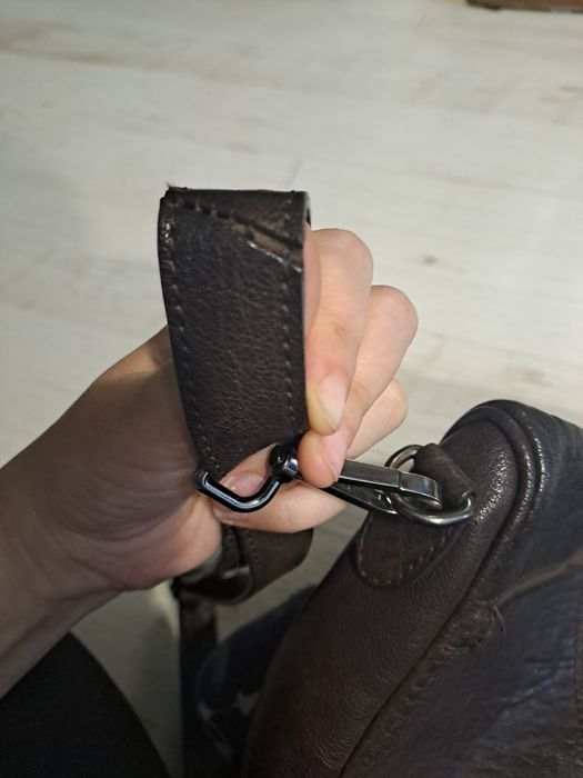 Torebka listonoszka Ochnik skora