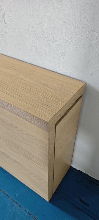 Zagłówek / Stolik-konsola rozkładany na kółkach stan idealny - popularny model IKEA z serii MALM