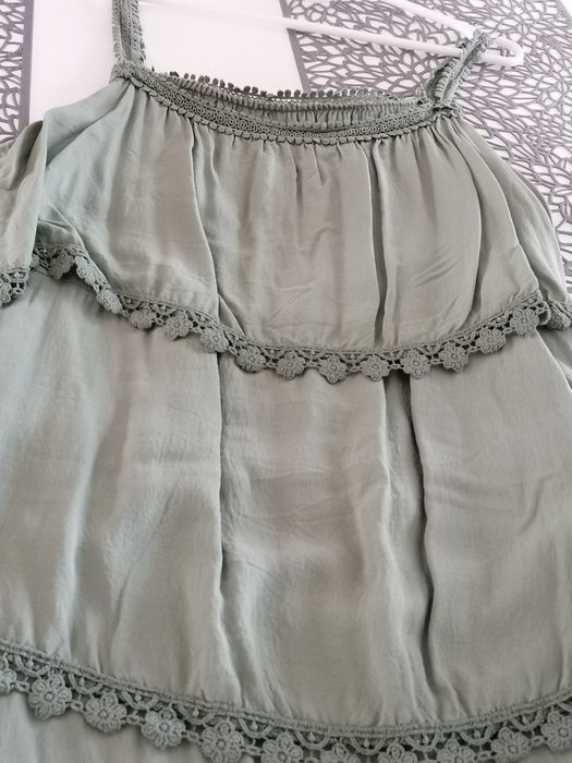 Letnia włoska sukienka ażurowa